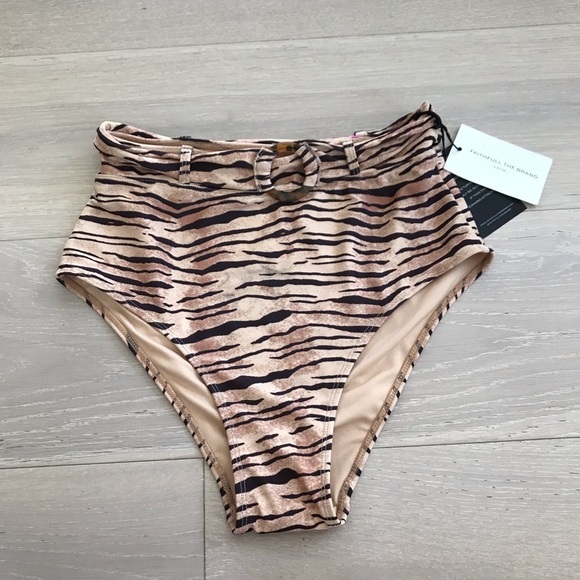 NWT Faithfull The Brand Lavande Bikini Bottom Wyldie Animal sz medium M - Picture 3 of 6